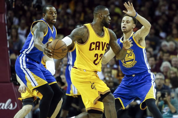 cle_gsw_jogo4_capa