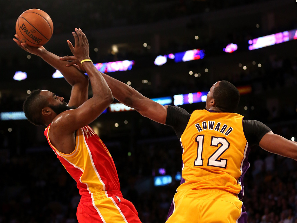 A sintonia entre Harden e Howard será fundamental para o Rockets e estará nas mãos do competente Kevin McHale. (Foto:  Stephen Dunn/Getty Images North America)