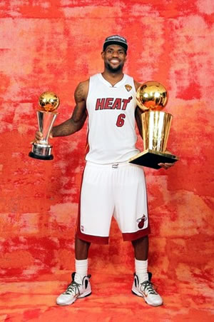 Além do título, LeBron James venceu de maneira unânime o prêmio de MVP das finais da NBA