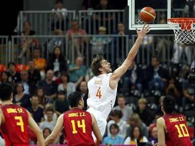 Pau Gasol liderou a Espanha na vitória contra a China. (Crédito: Reuters)