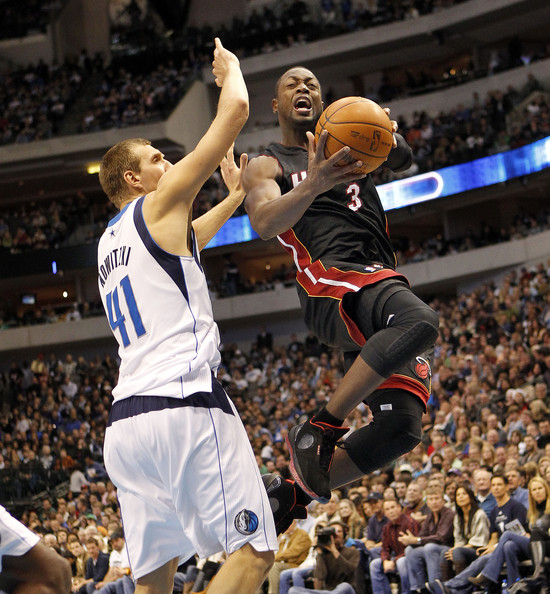 Dwyane+Wade+Dirk+Nowitzki+Miami+Heat+v+Dallas+H6aVJve0FP-l[1]